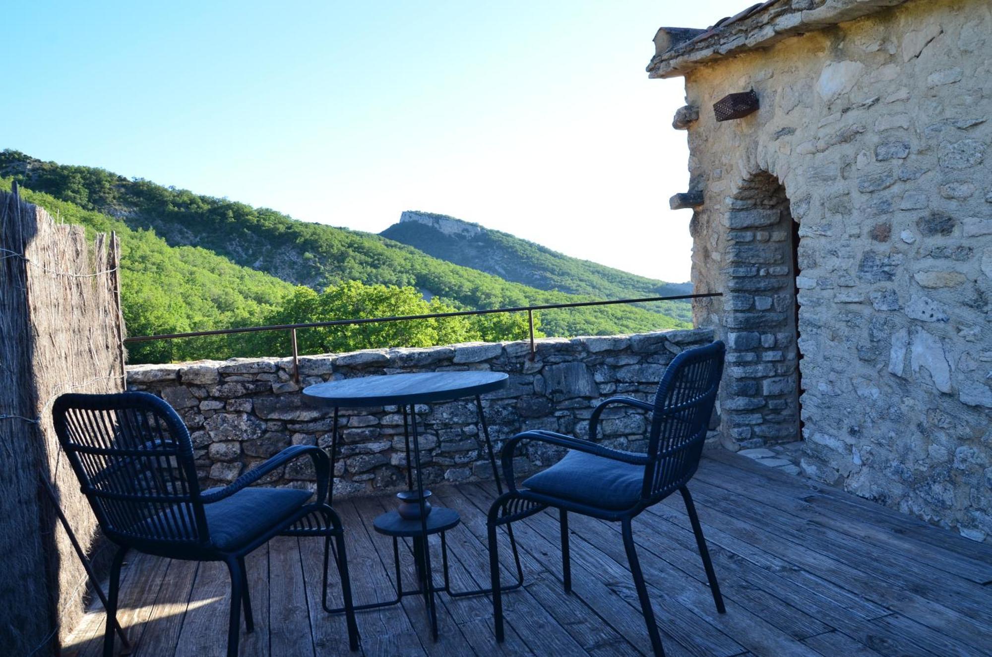 Le Domaine Du Castellas Sivergues Exteriér fotografie